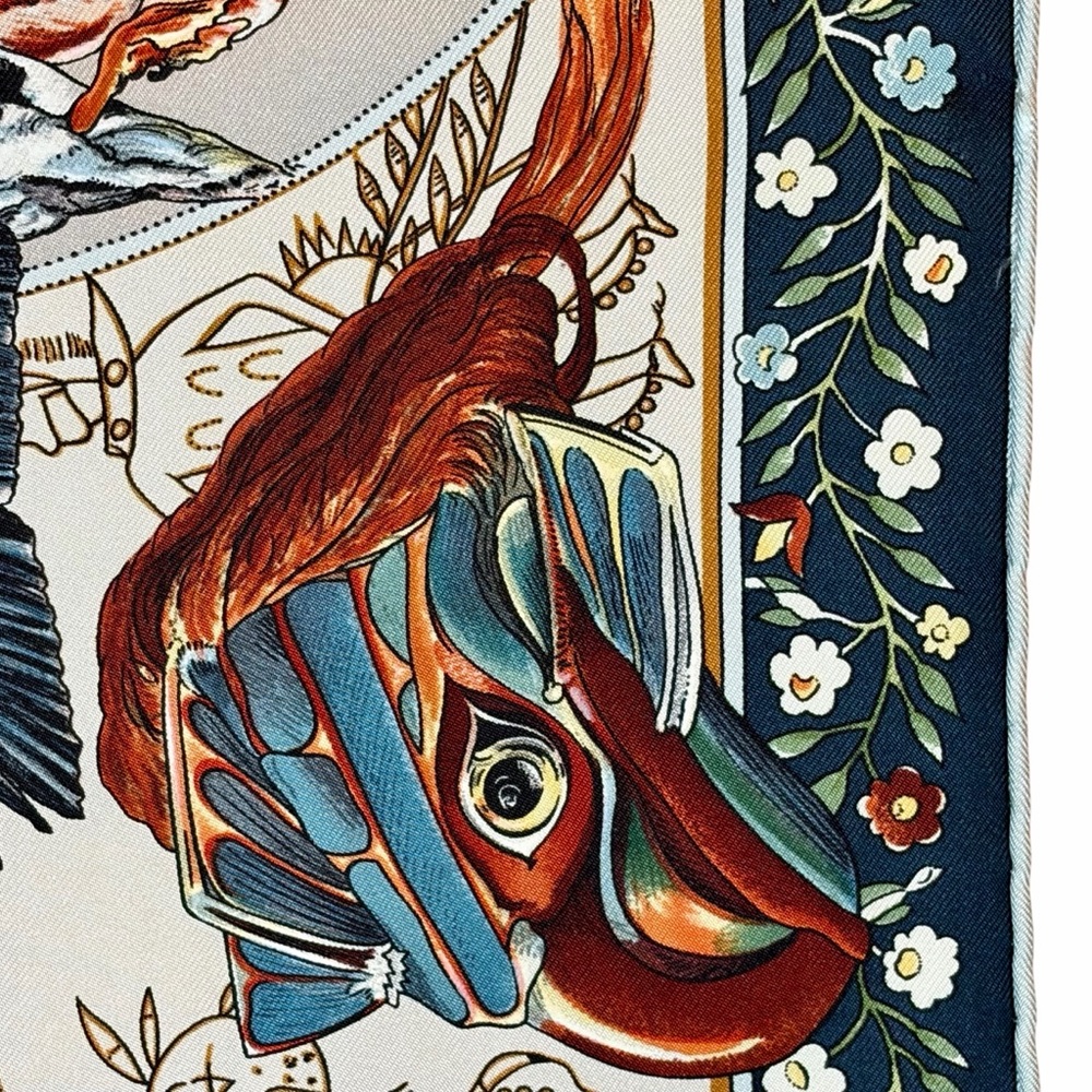 HERMÈS Les Mythologies des Hommes Rouges Scarf 90 Silk Carre with Box - Picture 7 of 12